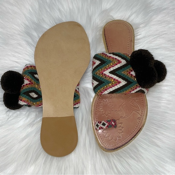 🇨🇴🦋 Handwoven Wayuu Sandals - Picture 4 of 10